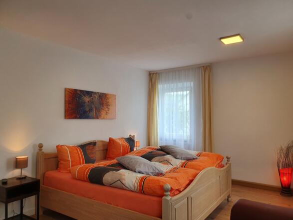 1. OG Schlafzimmer NW