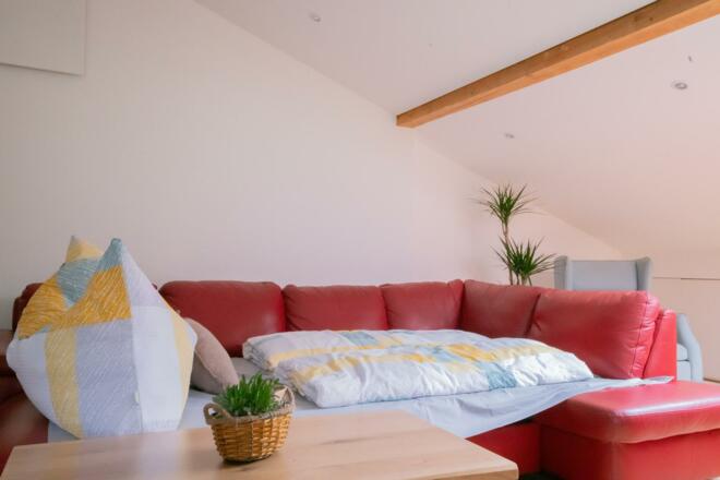 Couch Wohnzimmer als Bett