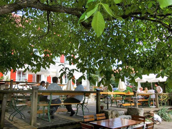 Biergarten der Forst-Quell-Brauerei