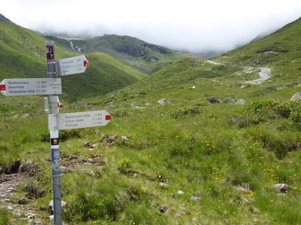Abzweigung Saarbrücker Hütte