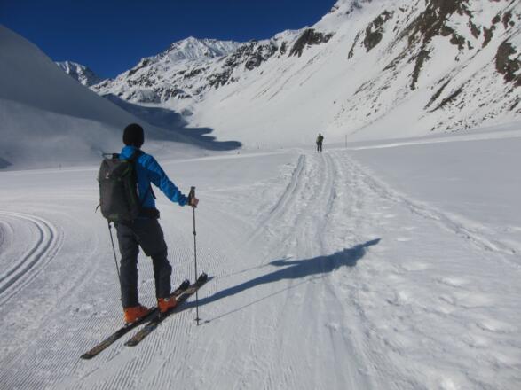 die Spur führt uns ins Riffeltal