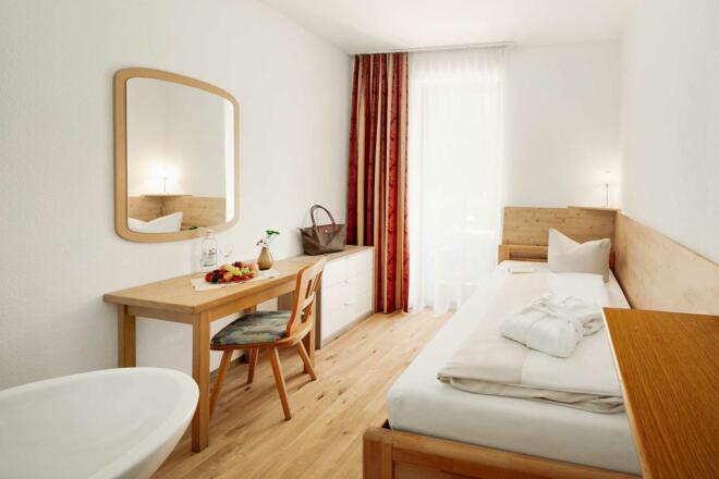 Einzelzimmer Standard