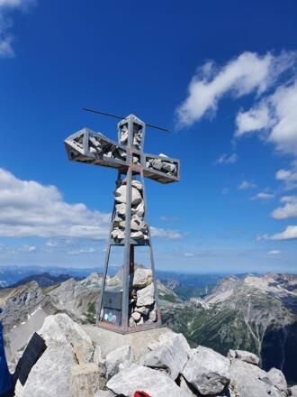 Erstes, kleines Gipfelkreuz des Spuller Schafberg