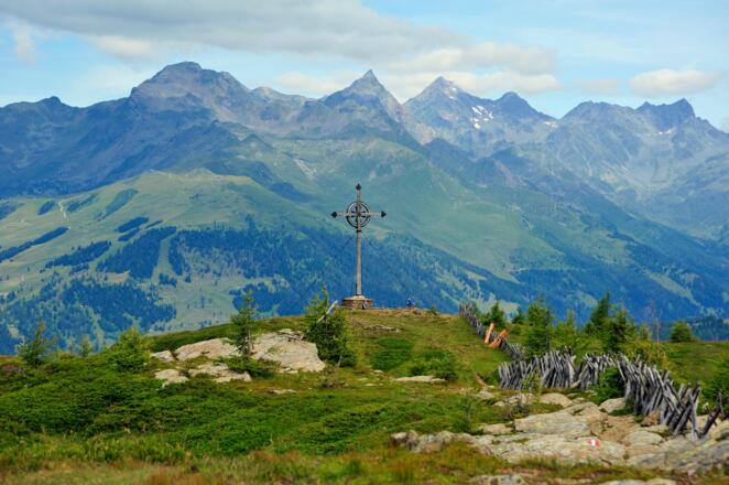 Der Ausblick belohnt für den Aufstieg.
