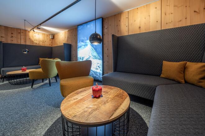 Lobby-00314