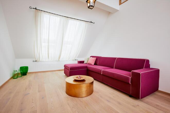 Deluxe Suite `Golden Loft`