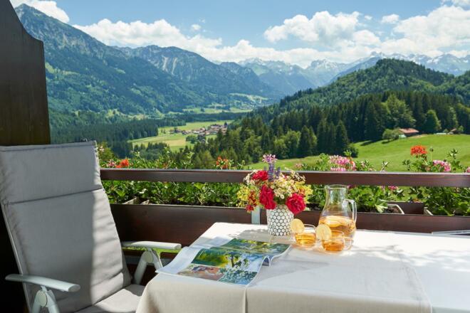 Frühstück auf dem Südbalkon