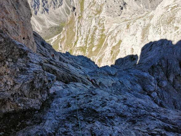 Die Platten der NW-Rampe am Roten Turm...