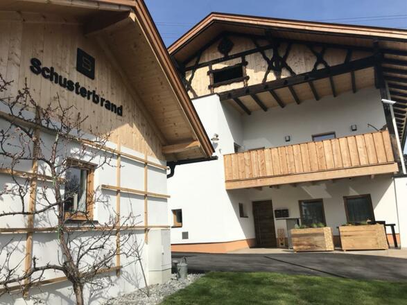 Schusterbrand, Außenansicht1