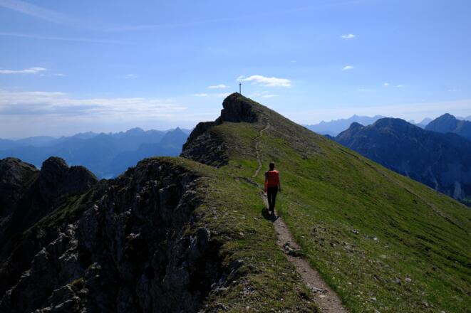 Die letzten Meter zum Gipfel des Brentenjochs.