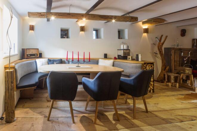 Schusterbrand Verkostungsraum1