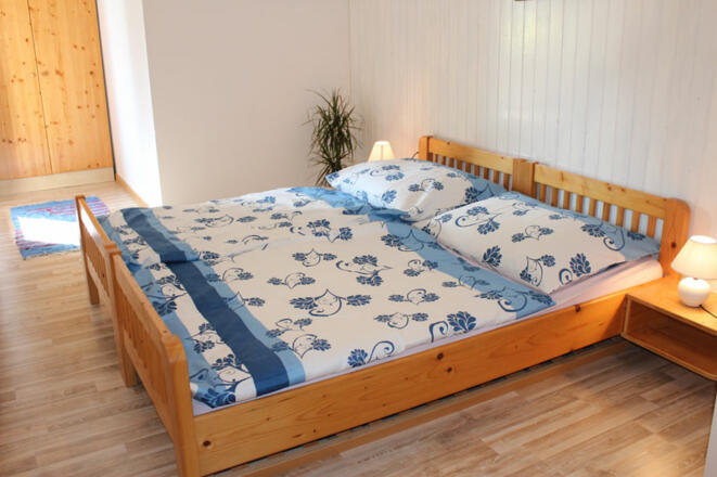 Schlafzimmer2 - Fewo Rosa Mair- Zeininger