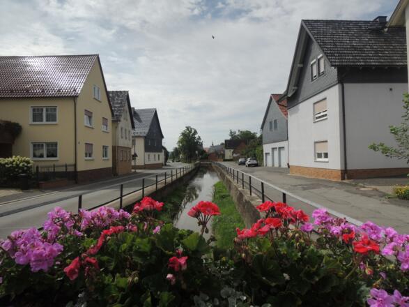 Unsere Tour startet im idyllischen Meeder.