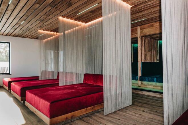 lichtdurchfluteter Ruheraum