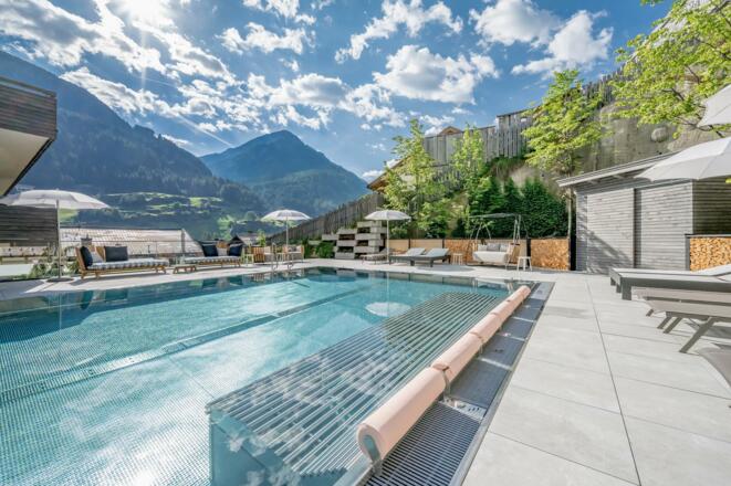 Bergland Sölden Outdoor-Pool