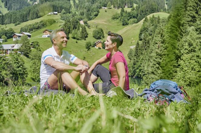 Gemütliche_Pause__(c)_Alex_Kaiser_-_Alpenregion_Bl