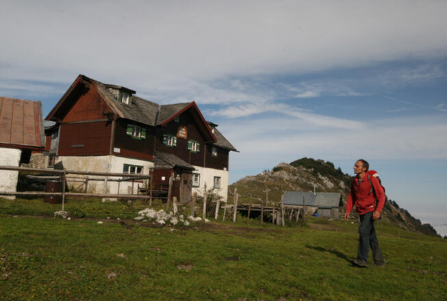 Die (unbewirtete) Klausen Hütte