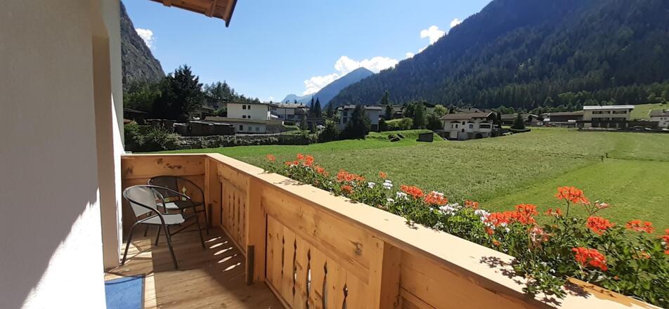 Blick taleinwärts vom 1. Stock