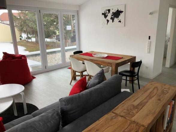 Wohnzimmer/Esszimmer