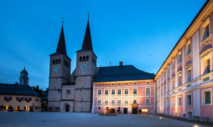 Das Königliche Schloss Berchtesgaden bei Nacht