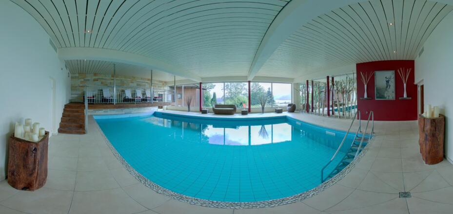 Hallenbad