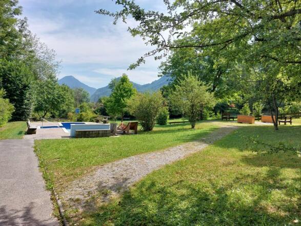 Kneippbecken im Brannenburger Ortsteil Thann