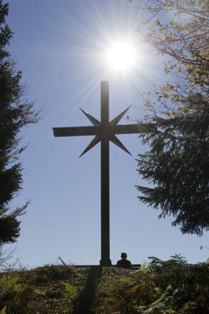 Das große Gipfelkreuz auf dem Schafkopf