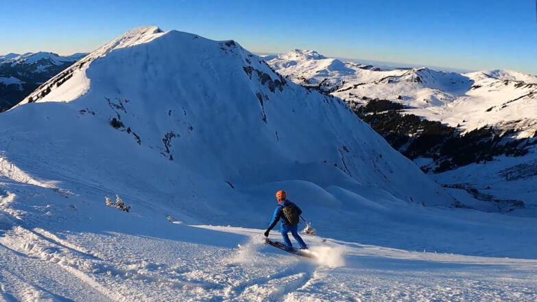 Abfahrt vom Häfnerjoch mit Üntschenspitze