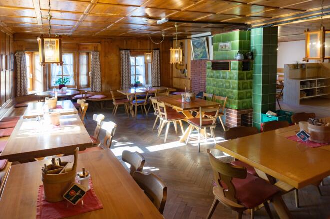 urige Gaststube Tübinger Hütte