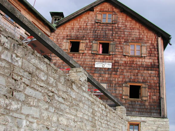 Purtschellerhaus Außenansicht