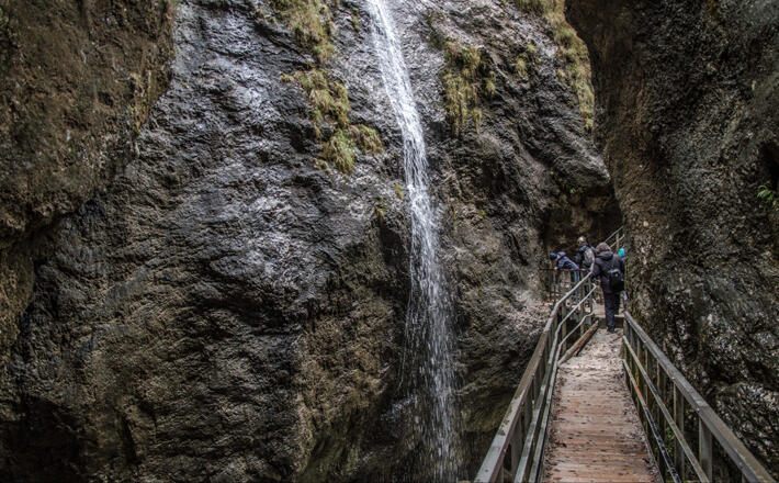 Wasserwanderung in der Almbachklamm