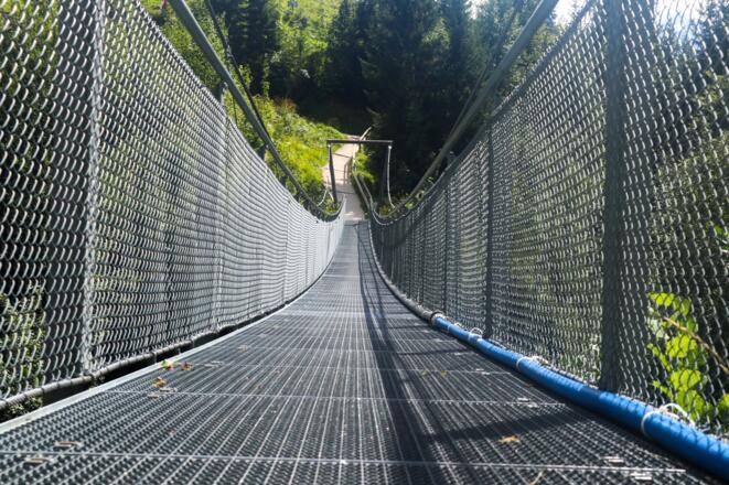 Hacker-Pschorr- Brücke (50 Meter neben der Tannenhütte)