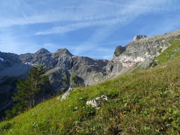 Unterhalb der Oberen Sonnenlagant Alpe