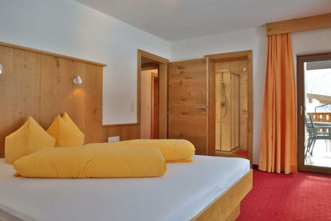 Schlafzimmer3