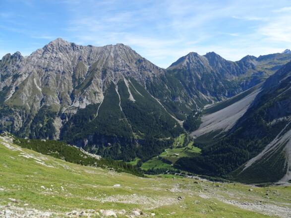 Blick Richtung Lünersee auf dem Abstieg