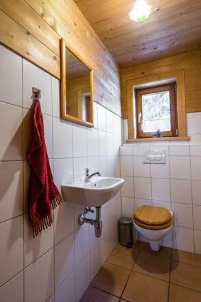 Bitschweil Hüsle-WC EG