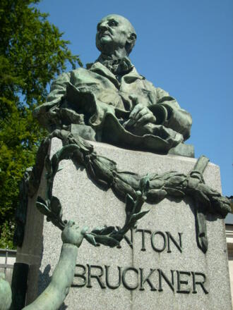 Bruckner Denkmal