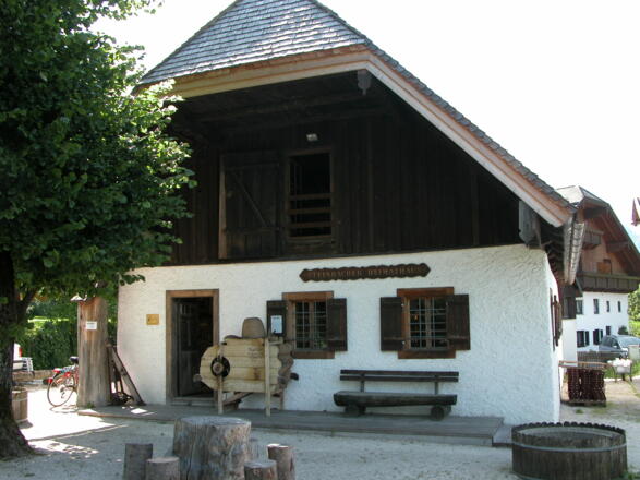 Heimathaus Steinbach am Attersee