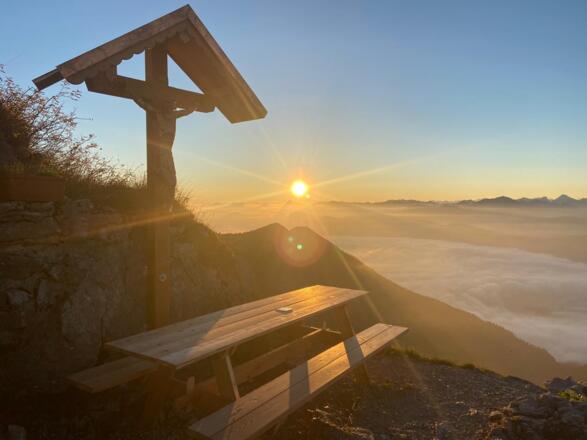Sonnenaufgang Heimgartenhütte