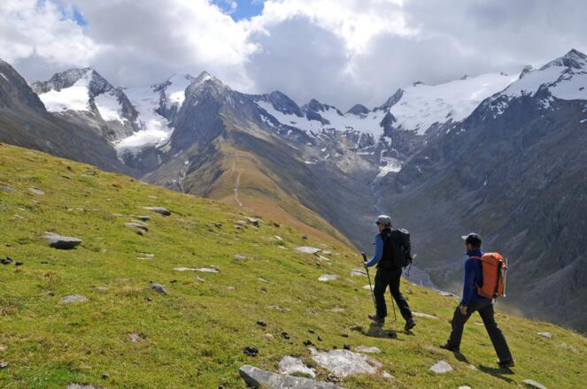 Hohe Mut: Blick auf Gaisberg- (links) und Rotmoostal (rechts)
