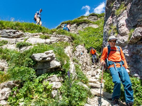 Wir kommen wieder auf den offiziellen Weg zum Gehrengrat. Diesen steigen wir nun ab, Richtung Steinernem Meer.