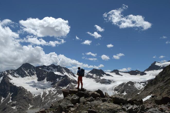 Abstieg von der Rotgratscharte mit Blick auf Übeltalferner
