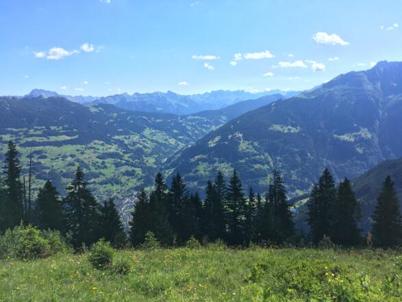 Blick nach Bartholomägberg und ins Silbertal