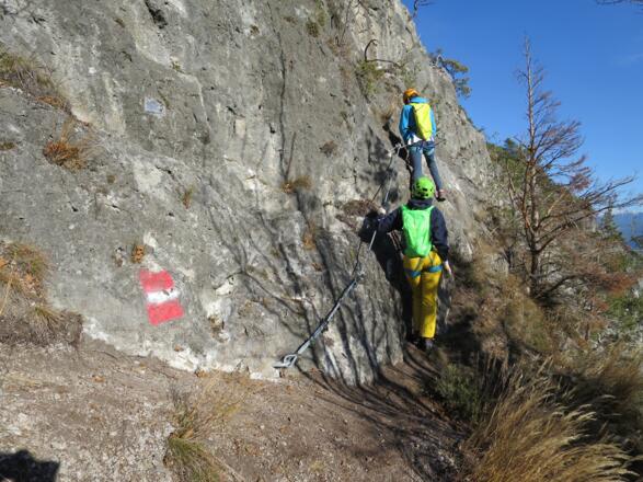 ... zum nächsten Klettersteig-Abschnitt im Schwierigkeitsgrad B.
