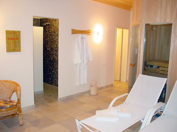 Sauna mit Dusche