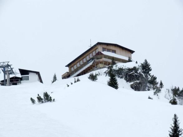 Im Berghaus Sonnwendjoch ist die Skitour normalerweise zu Ende.