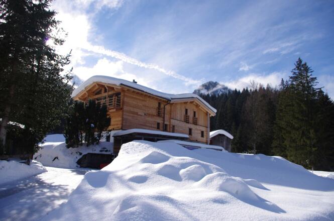 Zufahrt Landhaus Wiesle im Winter