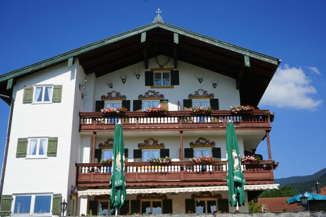 Gasthaus Cafè Jägerhäusl - © Chiemsee-Alpenland Tourismus