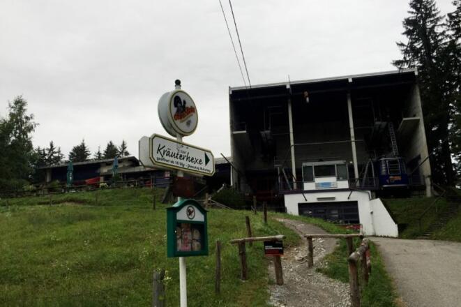 Zur Kräuterhexe bei der Mittelstation Hochriesbahn © Chiemsee-Alpenland Tourismus