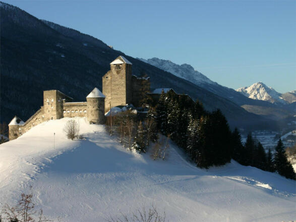 Burg Heinfels